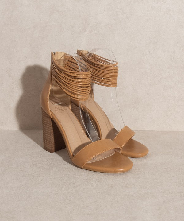 OASIS SOCIETY Blair - Thick Ankle Strap Block Heel