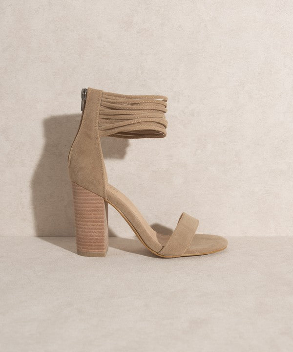 OASIS SOCIETY Blair - Thick Ankle Strap Block Heel