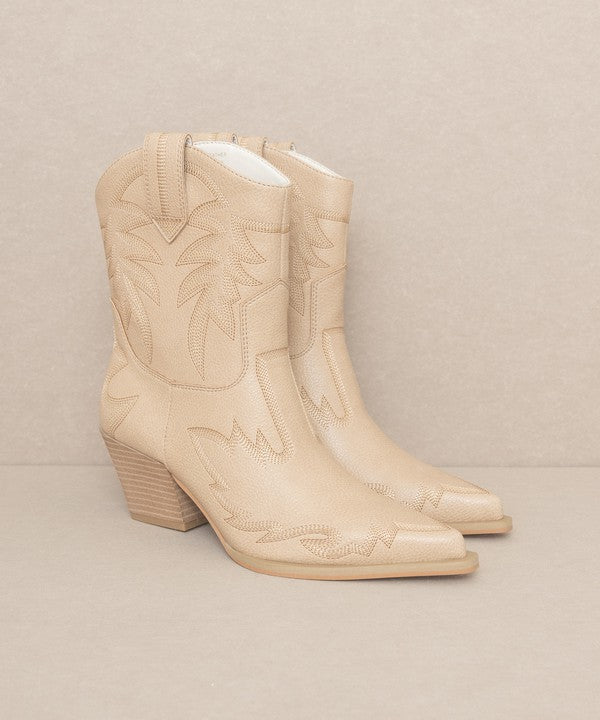 The Benatar - Embroidered Cowboy Boots