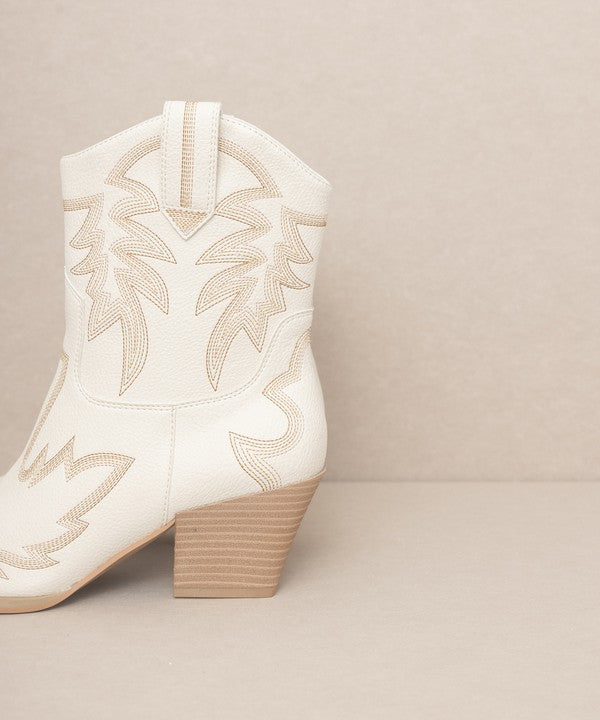 The Benatar - Embroidered Cowboy Boots